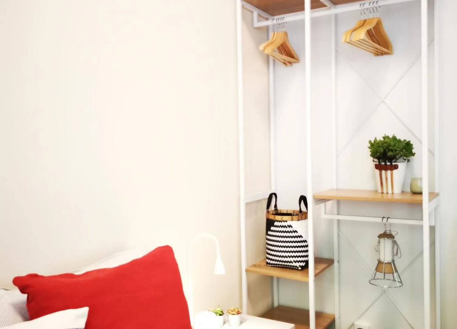 Spacious Apartment 50 Meters From The Metro Μιλάνο 0*,