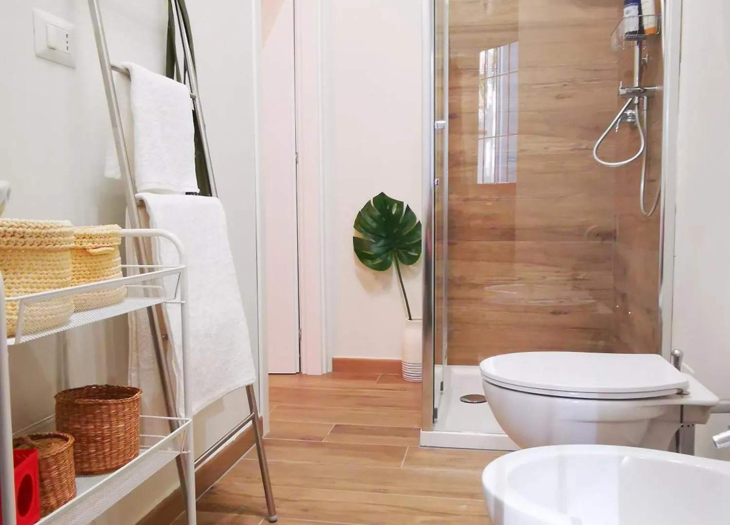 Spacious Apartment 50 Meters From The Metro Μιλάνο