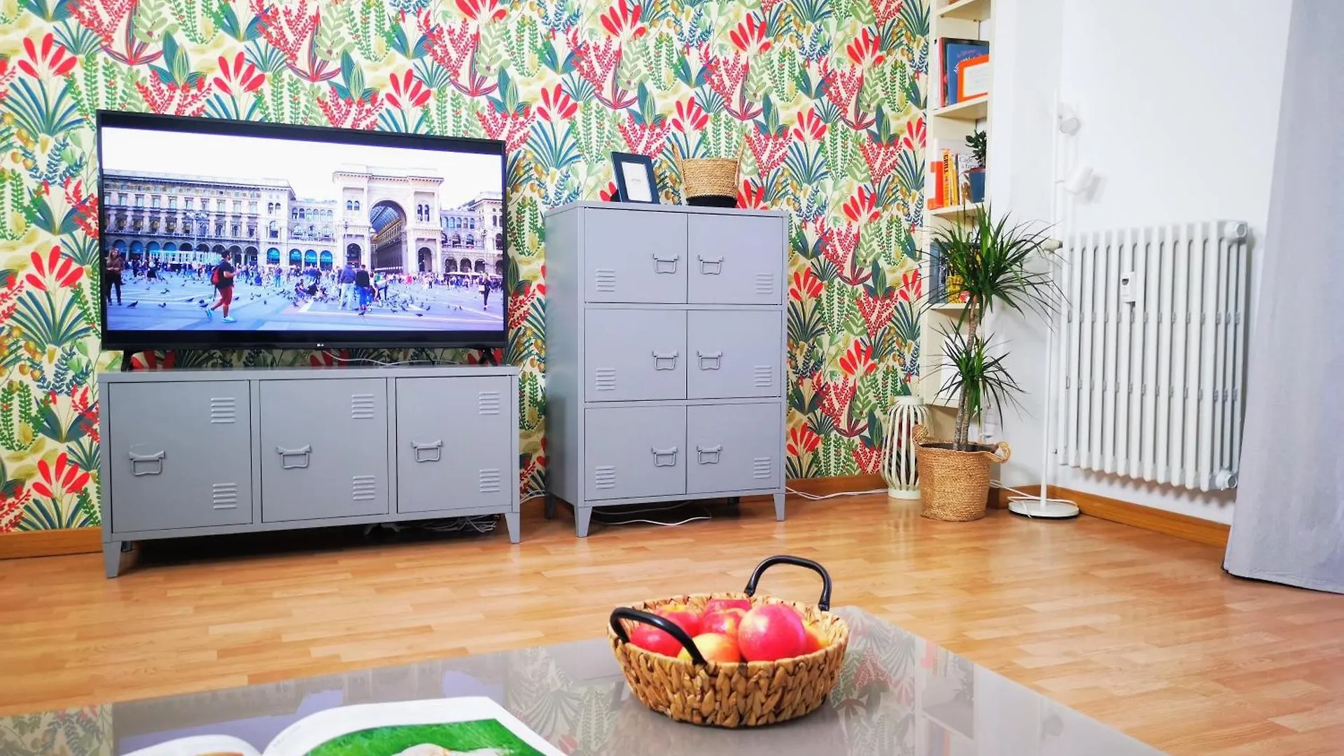 Spacious Apartment 50 Meters From The Metro Μιλάνο